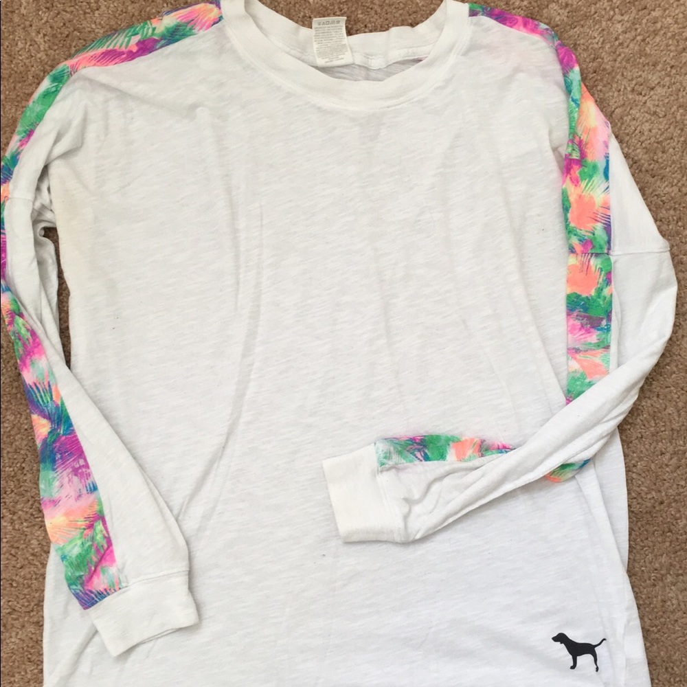 Victoria Secret PINK tshirt